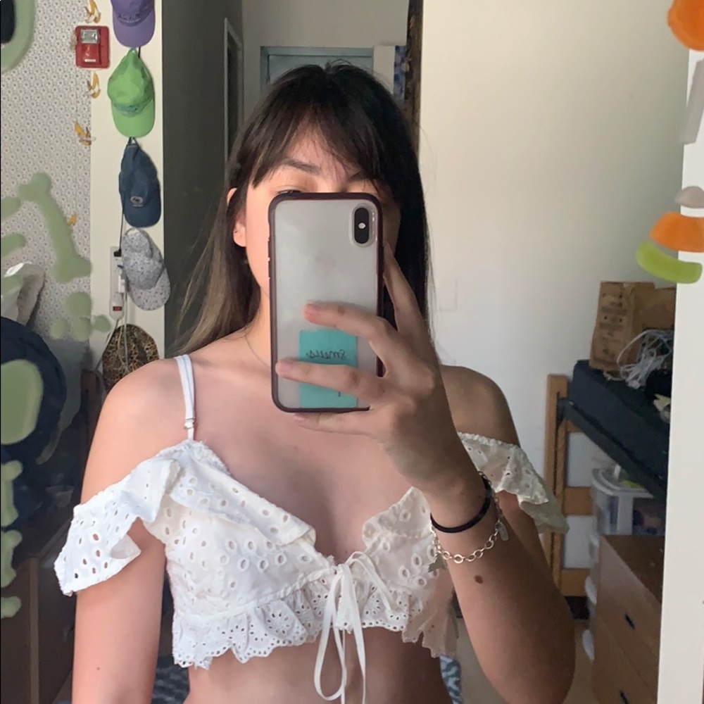 Crop top-ish blouse